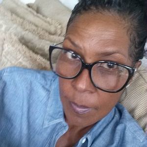 Meet your Posher, Kaye